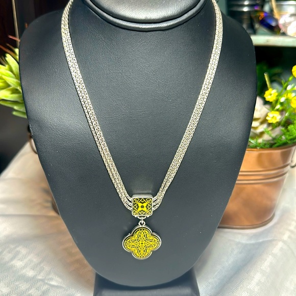 2 pc set Brighton collectibles necklace Celtic Medallion gold black & earrings - Picture 2 of 9